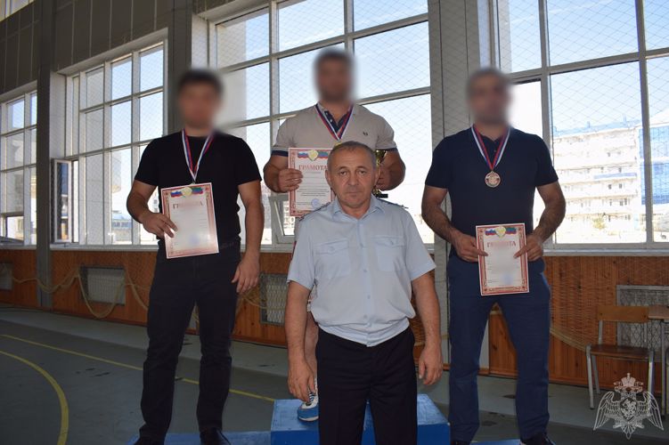 В Дагестане прошел чемпионат по боевому самбо среди росгвардейцев