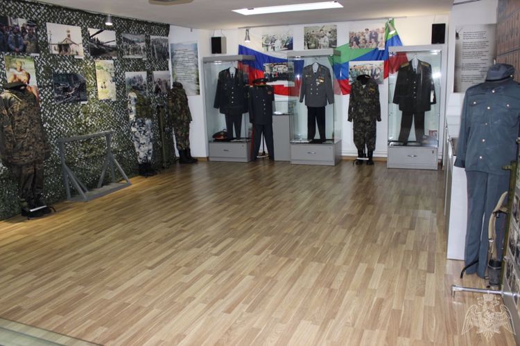 В Дагестане росгвардейцы открыли выставку «Терроризм – необъявленная война»