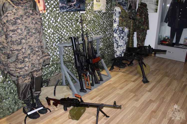 В Дагестане росгвардейцы открыли выставку «Терроризм – необъявленная война»