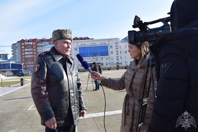 Росгвардейцы Дагестана почтили память сослуживцев, погибших во время кизлярских и первомайских событий