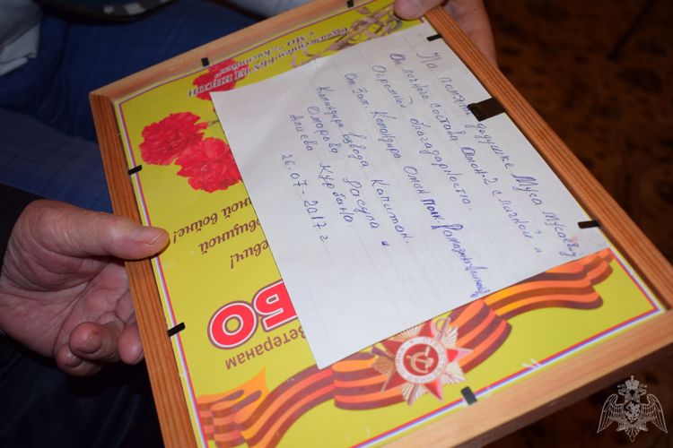 В Дагестане росгвардейцы навестили ветерана Великой Отечественной войны