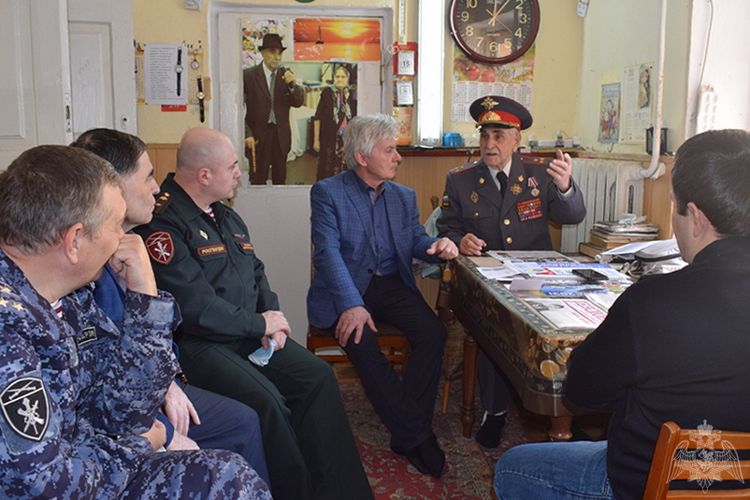 В Дагестане росгвардейцы присоединились к ведомственной акции «Ветераны Росгвардии»