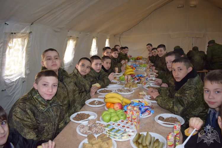 Махачкалинское соединение Росгвардии отметило 25-летний юбилей