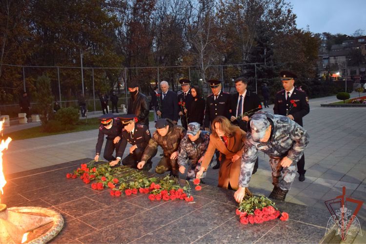 Росгвардейцы приняли участие в акции «Память сердца» в Махачкале