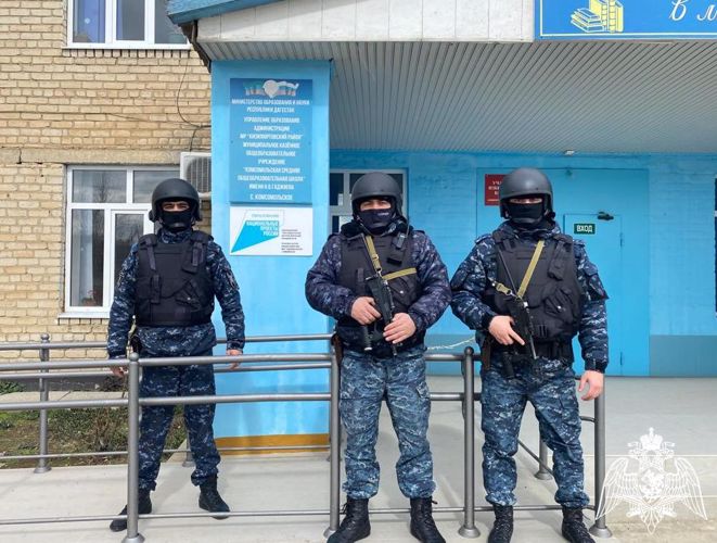 Нарядом Росгвардии в Дагестане задержаны подозреваемые в хулиганстве