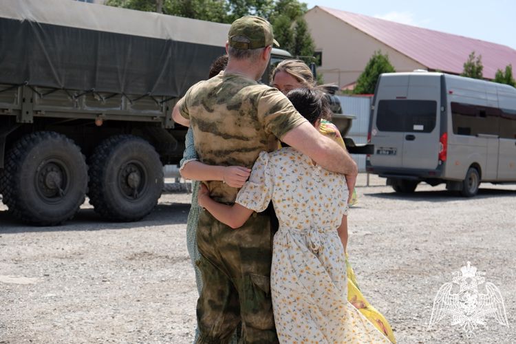В Махачкале встретили росгвардейцев – участников специальной военной операции