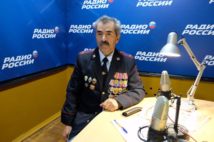 	Ветеран войск правопорядка стал гостем дагестанского радио