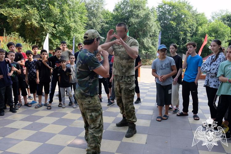 В Дагестане продолжается акция «Каникулы с Росгвардией»
