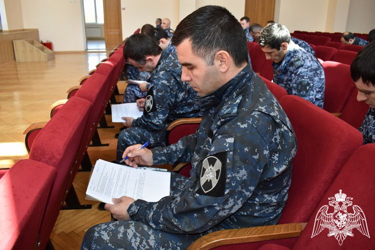 Лучшую группу задержания Росгвардии определили в Дагестане
