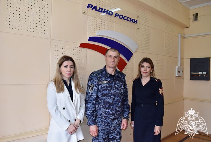  В эфире дагестанского радио росгвардейцы рассказали о своих дедах – участниках Великой Отечественной войны