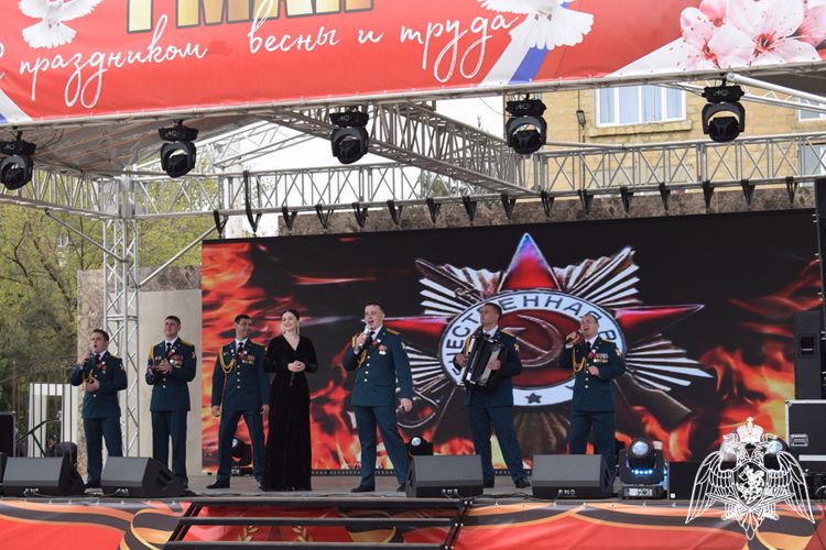 Ансамбль песни и пляски Северо-Кавказского округа Росгвардии выступил с концертом в Дагестане