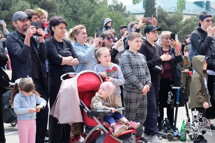  Оркестр Росгвардии выступил с концертной программой ко Дню Победы в Дагестане