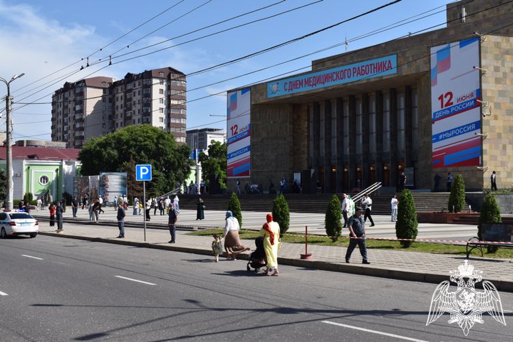В Дагестане росгвардейцы обеспечили правопорядок во время празднования Дня России 