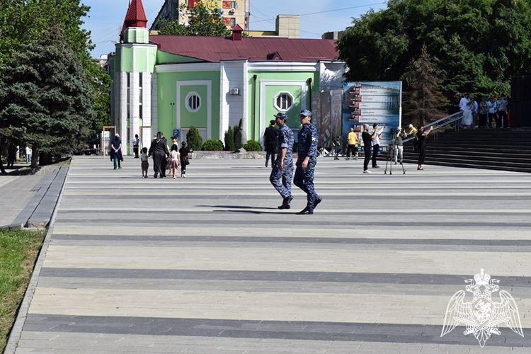 В Дагестане росгвардейцы обеспечили правопорядок во время празднования Дня России 