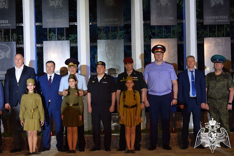 В Дагестане росгвардейцы приняли участие в мероприятиях, приуроченных ко Дню памяти и скорби  