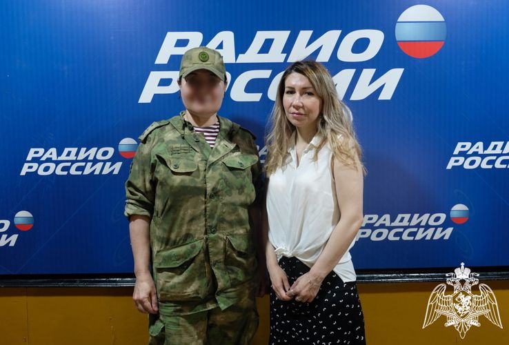 Кинолог махачкалинского ОМОН выступила на региональном радио