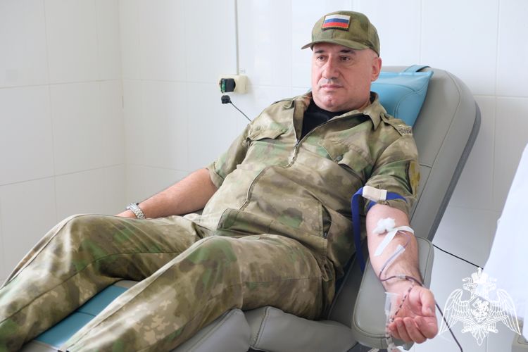 В Дагестане росгвардейцы присоединились к ведомственной донорской акции