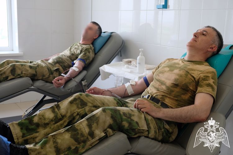 В Дагестане росгвардейцы присоединились к ведомственной донорской акции