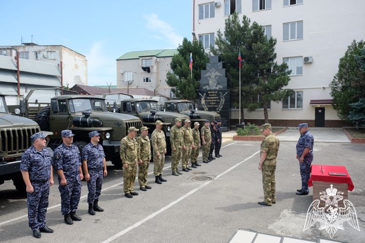 Росгвардейцам в Дагестане передали новую спецтехнику