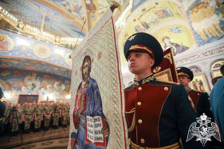 В день крещения Руси в главном храме Росгвардии прошло праздничное богослужение