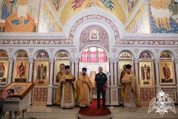 В день крещения Руси в главном храме Росгвардии прошло праздничное богослужение