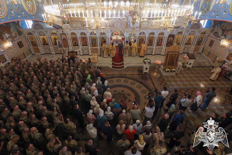 В день крещения Руси в главном храме Росгвардии прошло праздничное богослужение