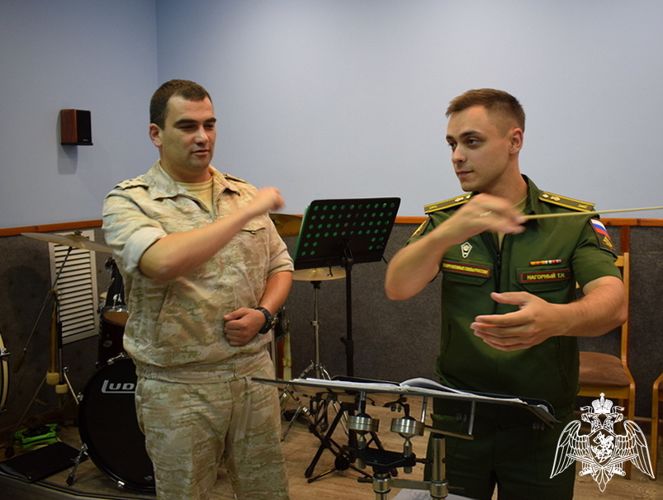 Курсант военного музыкального университета завершил стажировку в махачкалинском соединении Росгвардии 