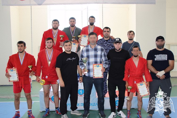Росгвардейцы из Дагестана стали победителями и призерами чемпионата Северо-Кавказского округа Росгвардии по самбо