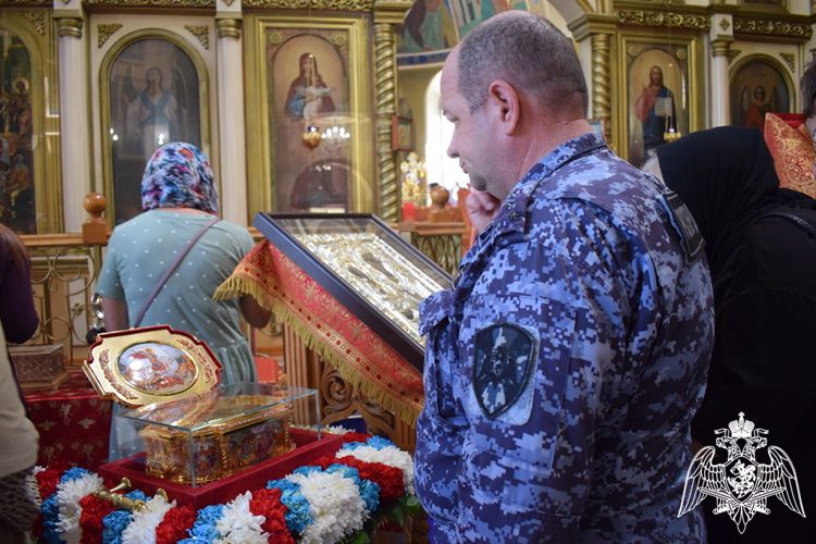  Росгвардейцы присоединились к Всероссийскому молебну о победе в Дагестане