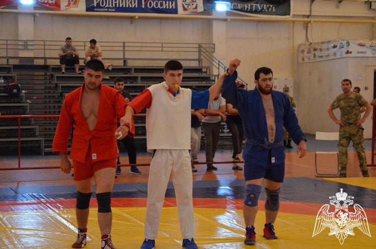 Росгвардейцы из Дагестана стали победителями и призерами чемпионата Северо-Кавказского округа Росгвардии по самбо
