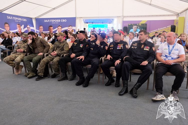 Росгвардейцы приняли участие в открытии Северо-Кавказского молодежного форума «Каспий – 2023»