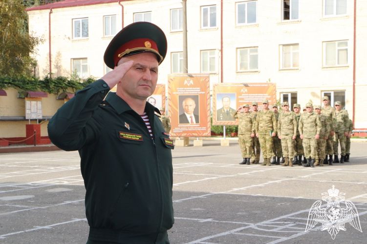 Государственные награды вручены росгвардейцам в Дагестане