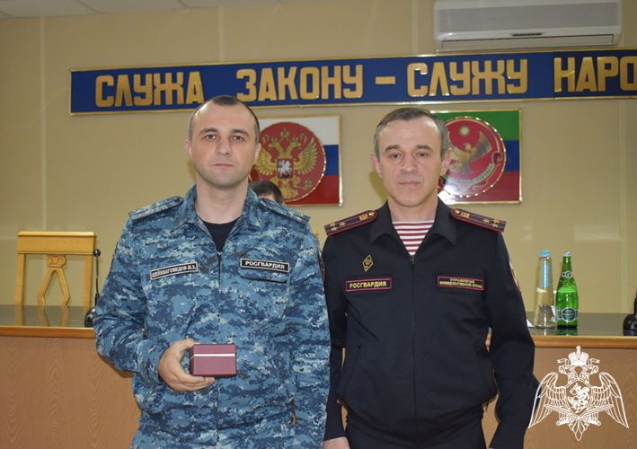 В Дагестане сотрудники вневедомственной охраны Росгвардии отметили профессиональный праздник