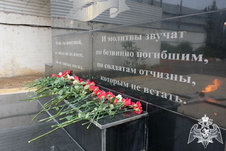 В Дагестане росгвардейцы отметили День ОМОН