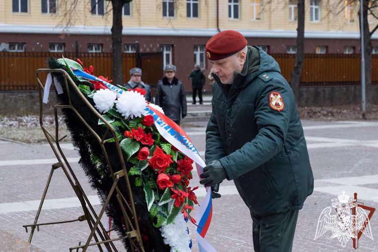 Генерал армии Виктор Золотов поздравил общероссийскую общественную организацию ветеранов войск правопорядка с 15-летием