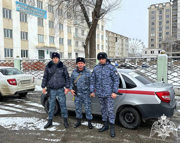 Росгвардейцы ликвидировали возгорание на охраняемом объекте в Дагестане