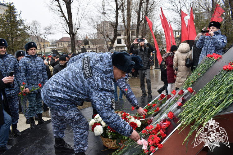 В Дагестане росгвардейцы приняли участие в мероприятиях, посвященных 35-летию вывода советских войск из Афганистана