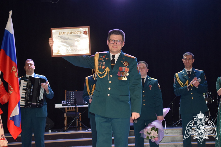 Ансамбль песни и пляски Северо-Кавказского округа Росгвардии выступил в Махачкале
