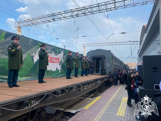 Росгвардия обеспечила безопасность пребывания поезда «Сила в правде» в Дагестане