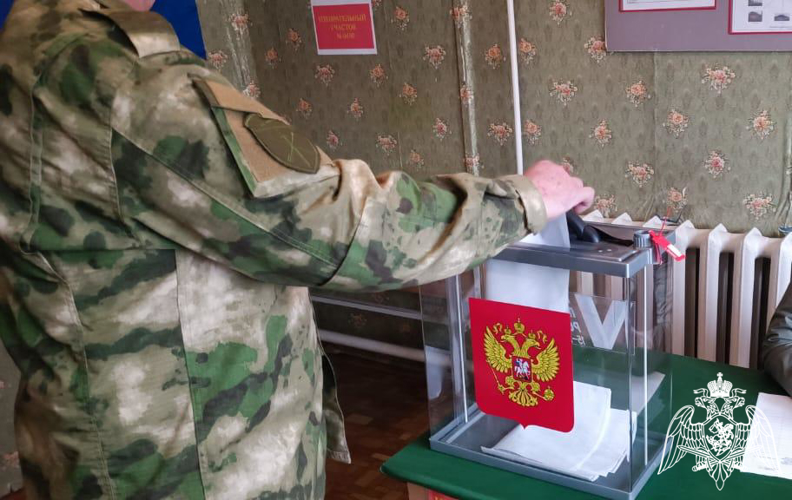 В Дагестане росгвардейцы проголосовали на выборах Президента России