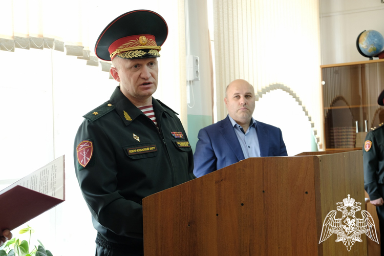 В память о росгвардейце в махачкалинском лицее открыта именная аудитория
