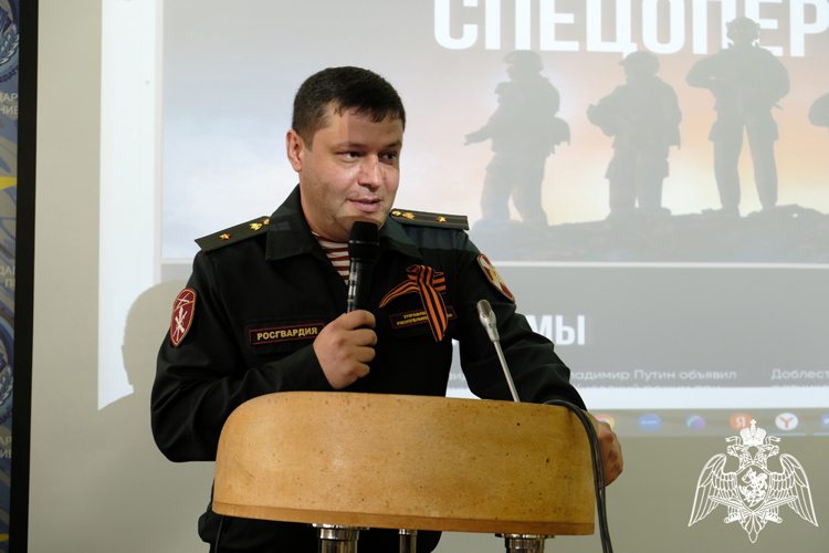 В Дагестане офицер Росгвардии принял участие в тематическом круглом столе 