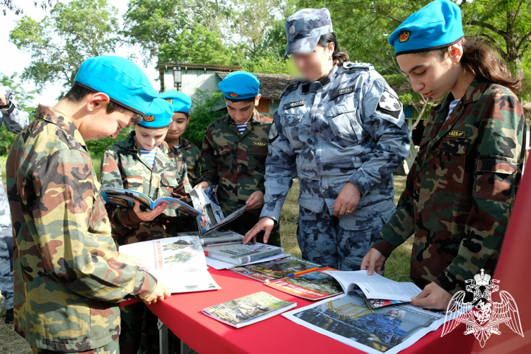 Росгвардейцы приняли участие в проведении военно-патриотической игры «Зарница 2.0» в Дагестане