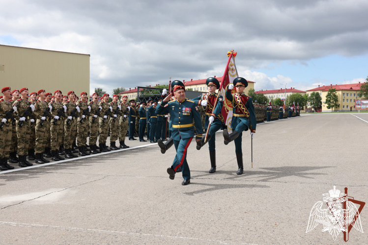Директор Росгвардии генерал армии Виктор Золотов принял участие в торжественных мероприятиях, посвященных 100-летию дивизии имени Ф.Э. Дзержинского 