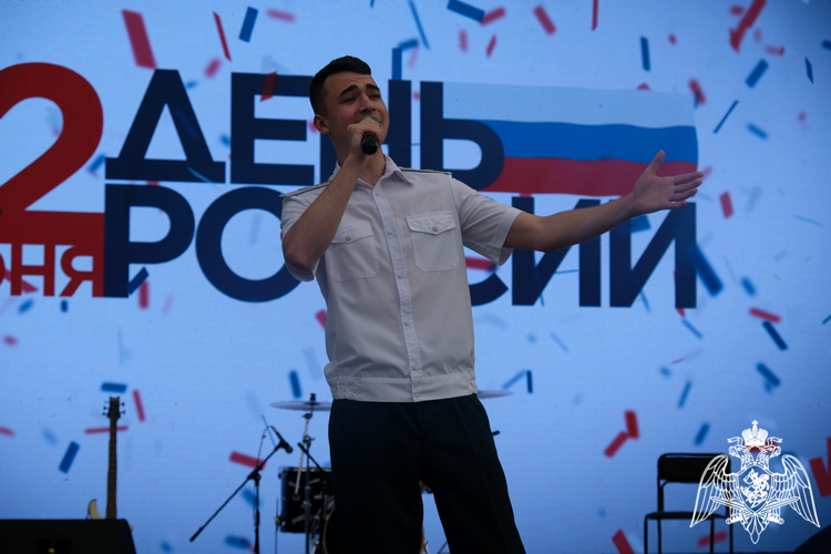Ансамбль песни и пляски Северо-Кавказского округа Росгвардии выступил с концертом в столице Дагестана