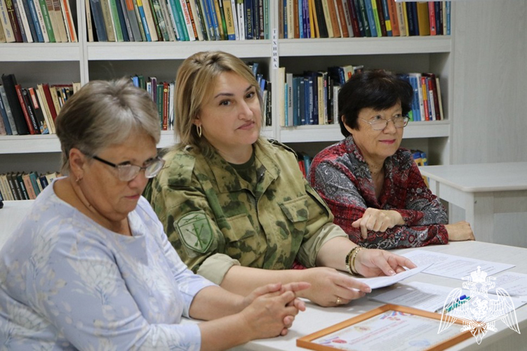 В Дагестане росгвардейцы провели тематическое мероприятие для учащихся профильных классов