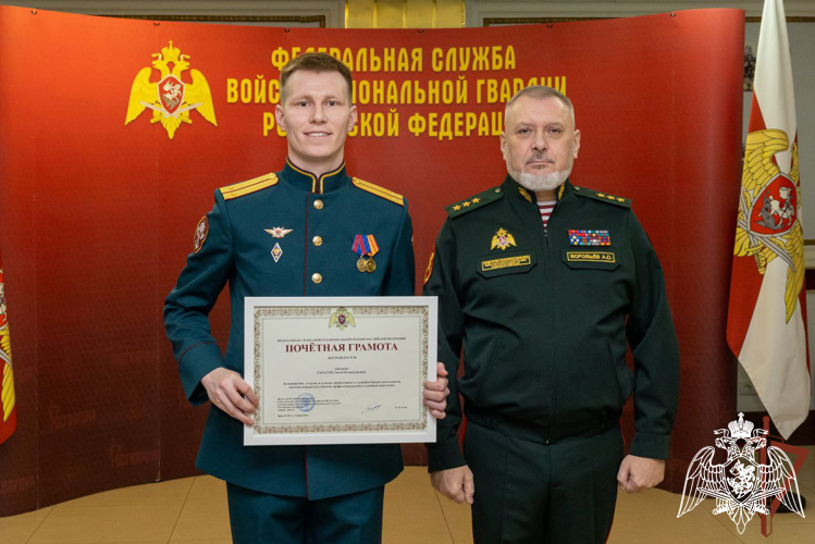 Заместитель директора Росгвардии генерал-полковник Алексей Воробьев поздравил личный состав и ветеранов с 30-летием создания подразделений по взаимодействию со СМИ 