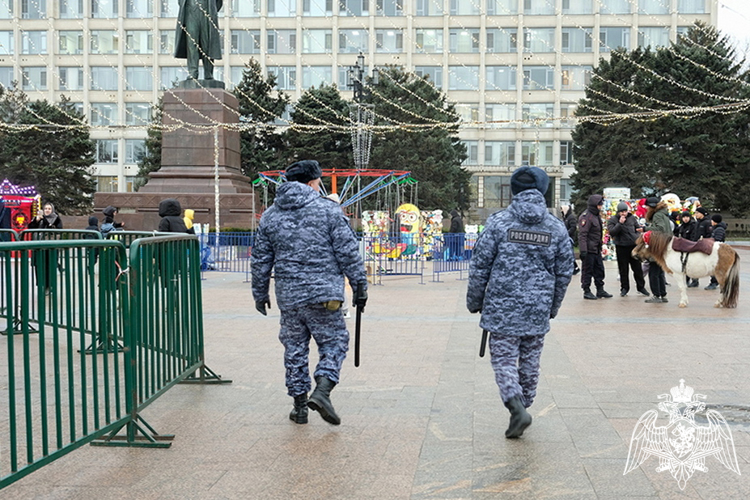  Более 100 росгвардейцев обеспечат безопасность празднования Нового года в Дагестане