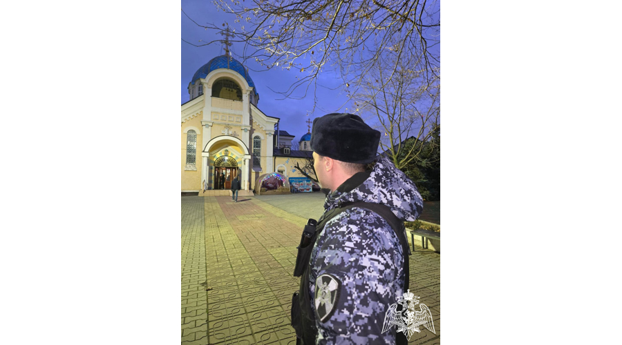 Росгвардейцы обеспечили безопасность во время новогодних и рождественских праздников в Дагестане