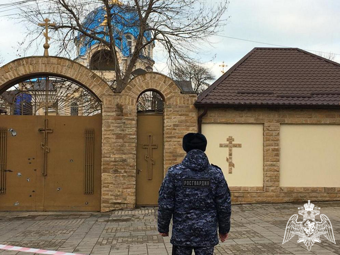 Росгвардейцы обеспечили безопасность во время новогодних и рождественских праздников в Дагестане